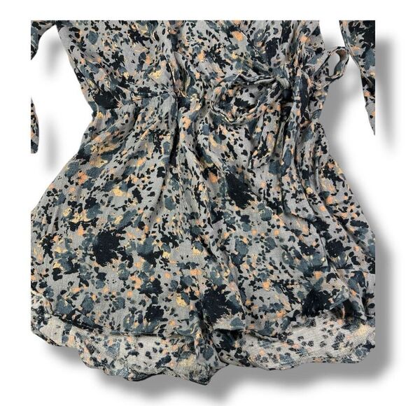 Free People All The Right Ruffles Floral Romper Size Small - Picture 3 of 8